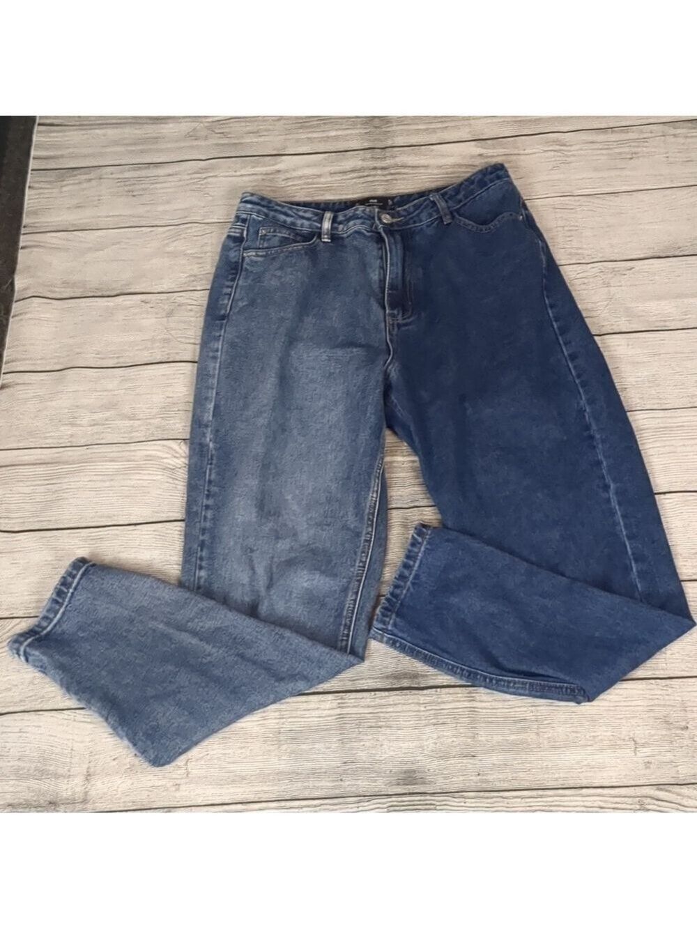 Missguided riot high rise mom Jeans size 8